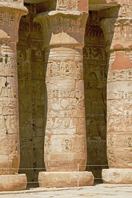 6429-Amun-Tempel-3-Säulen
